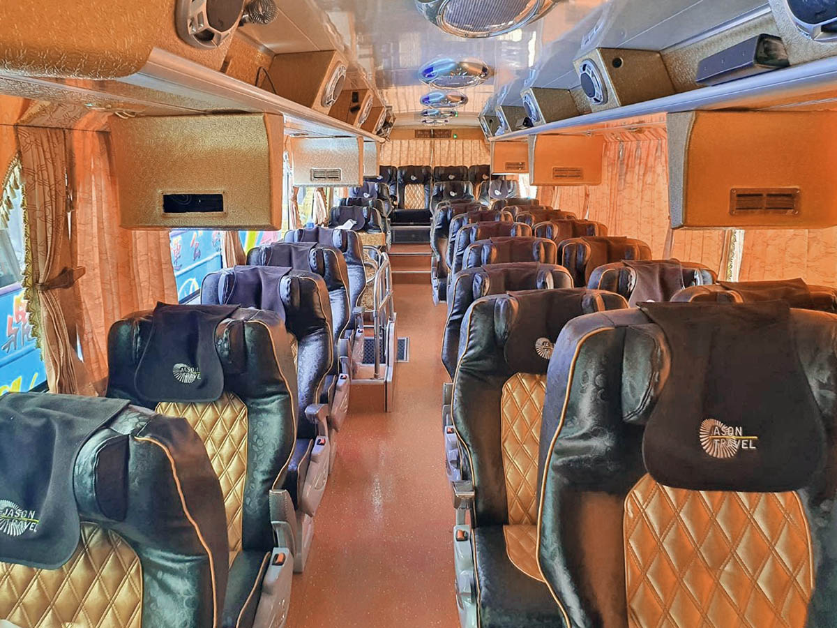 遊覽車出租價格合理包車團體旅遊 天地遊覽車